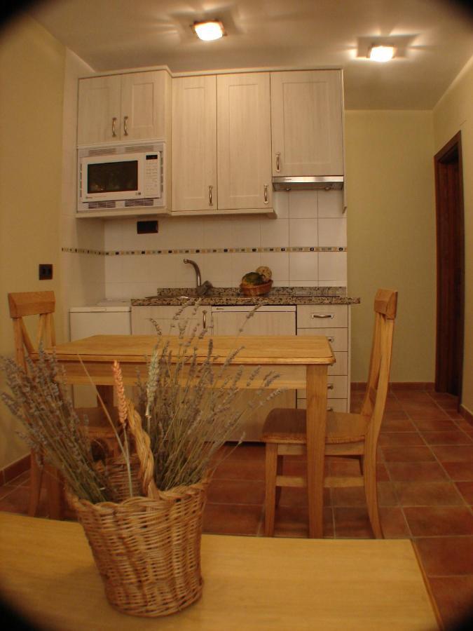 El Refugio De La Sauca Apartment Alameda del Valle Exterior photo
